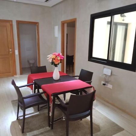 Suites Appartement Миделт Екстериор снимка