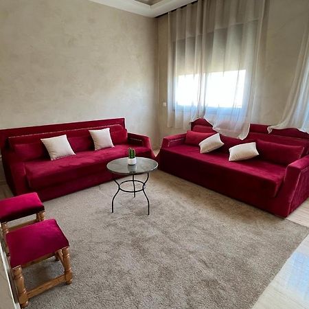 Suites Appartement Миделт Екстериор снимка